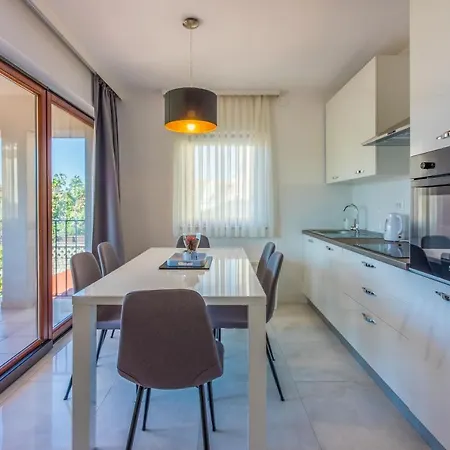 Appartamento Damir 411 Pax Crikvenica