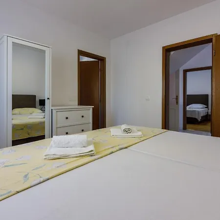 Appartamento Damir 411 Pax *
