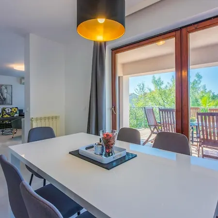 Appartamento Damir 411 Pax