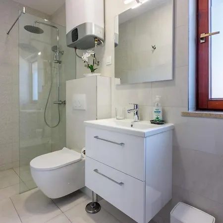 Appartamento Damir 411 Pax